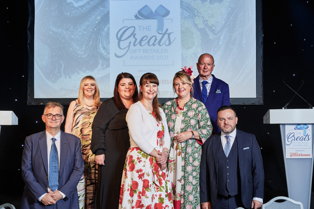 Above: Ali (centre, middle row), is shown with the Progressive Gifts & Home team at The Greats Awards in September.