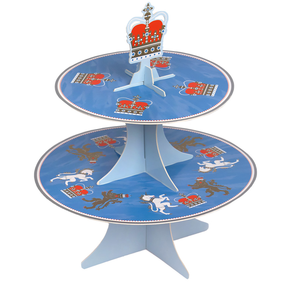 Above: A sustainable Queen’s Platinum Jubilee cake stand, from Talking Tables, is one of many products in the company’s Right Royal Spectacle collection.