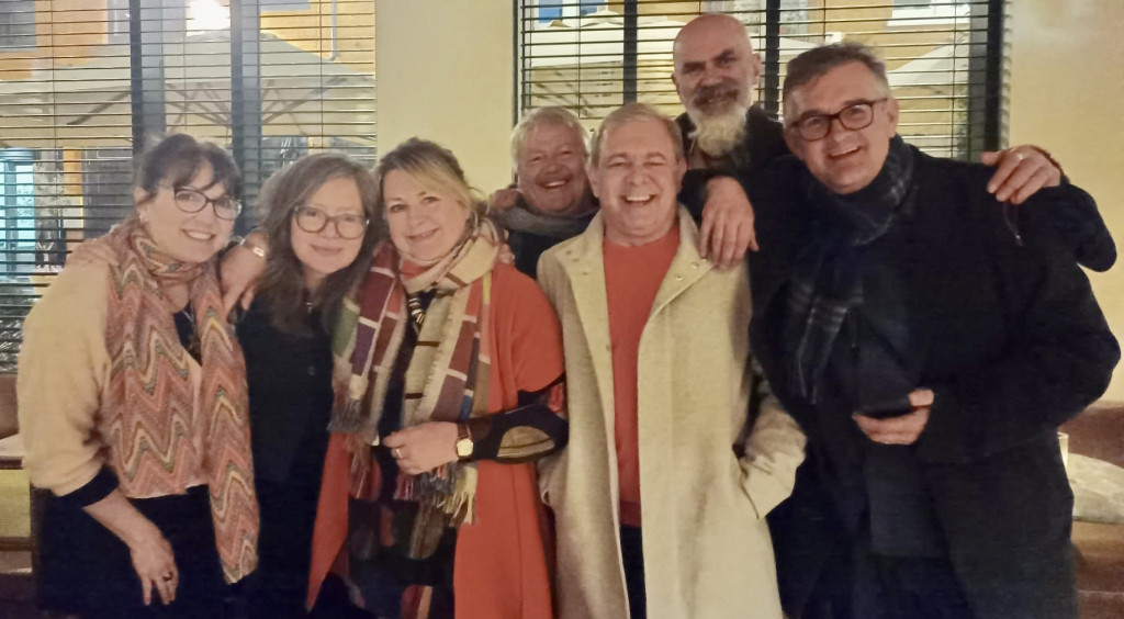 Above: Miles Robinson (third right) with David Hicks, his wife Nicole (second left), and Max Publishing’s Ian Hyder, Jim Bullough, Jakki Brown and Jen Hyder at a meet up a couple of weeks ago.