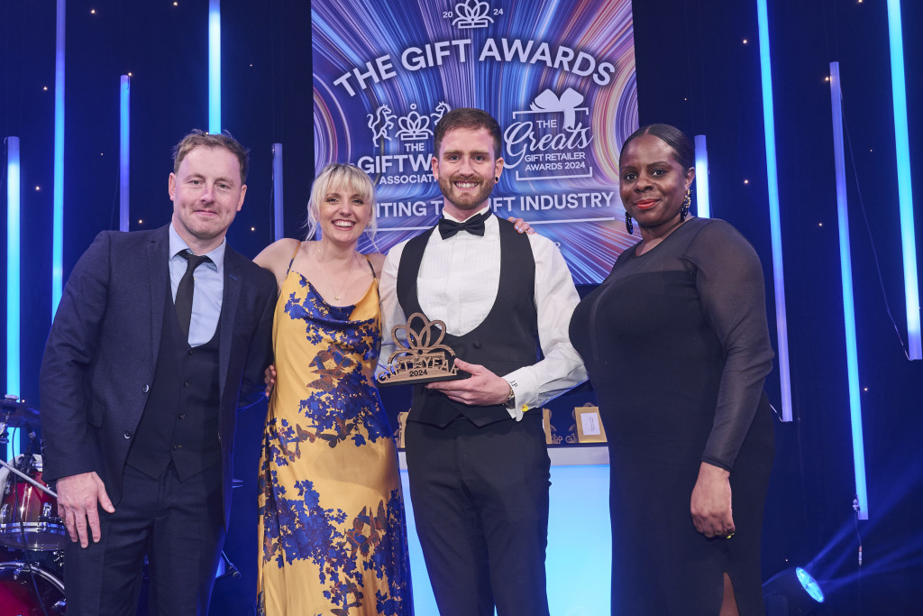 Above: Chantelle White, event manager of London Stationery Show, category sponsor, presented the Design & Craft GOTY trophy to Beevive’s co-founders Jacob Powell and Faye Whitley.