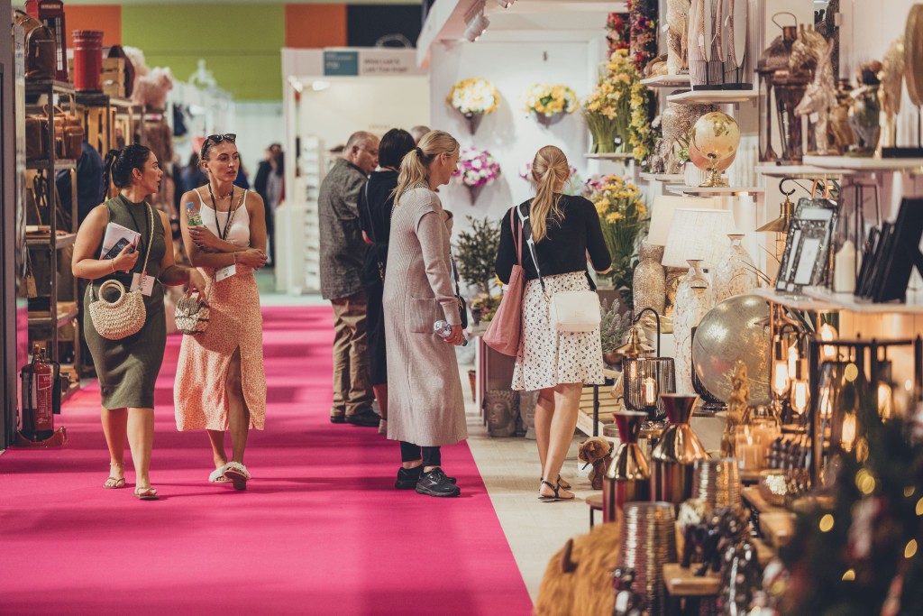 Above: Visitors are shown browsing a previous show.