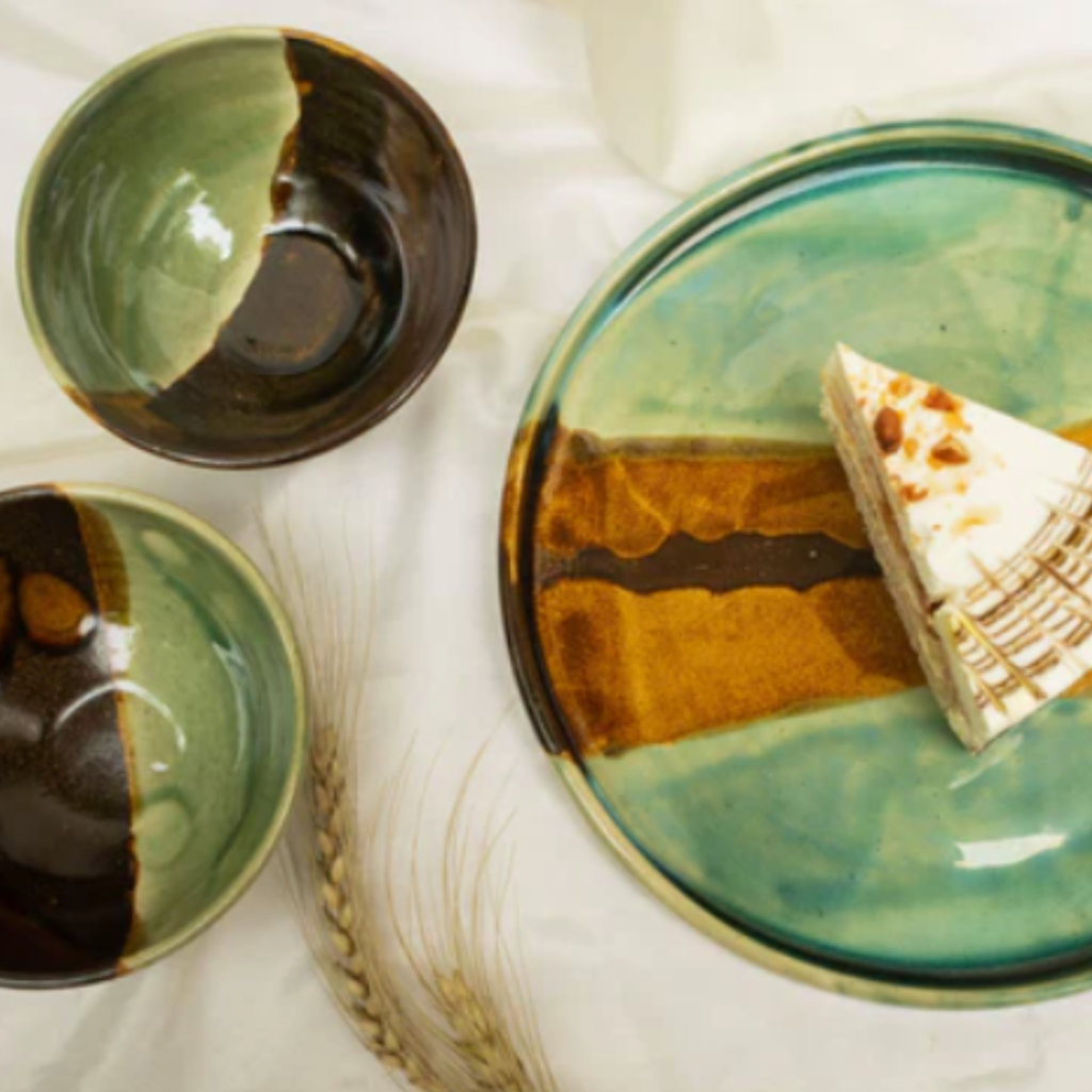 Above: Source’s artisan exhibitor Claybotik is setting out to revive the art of stoneware.